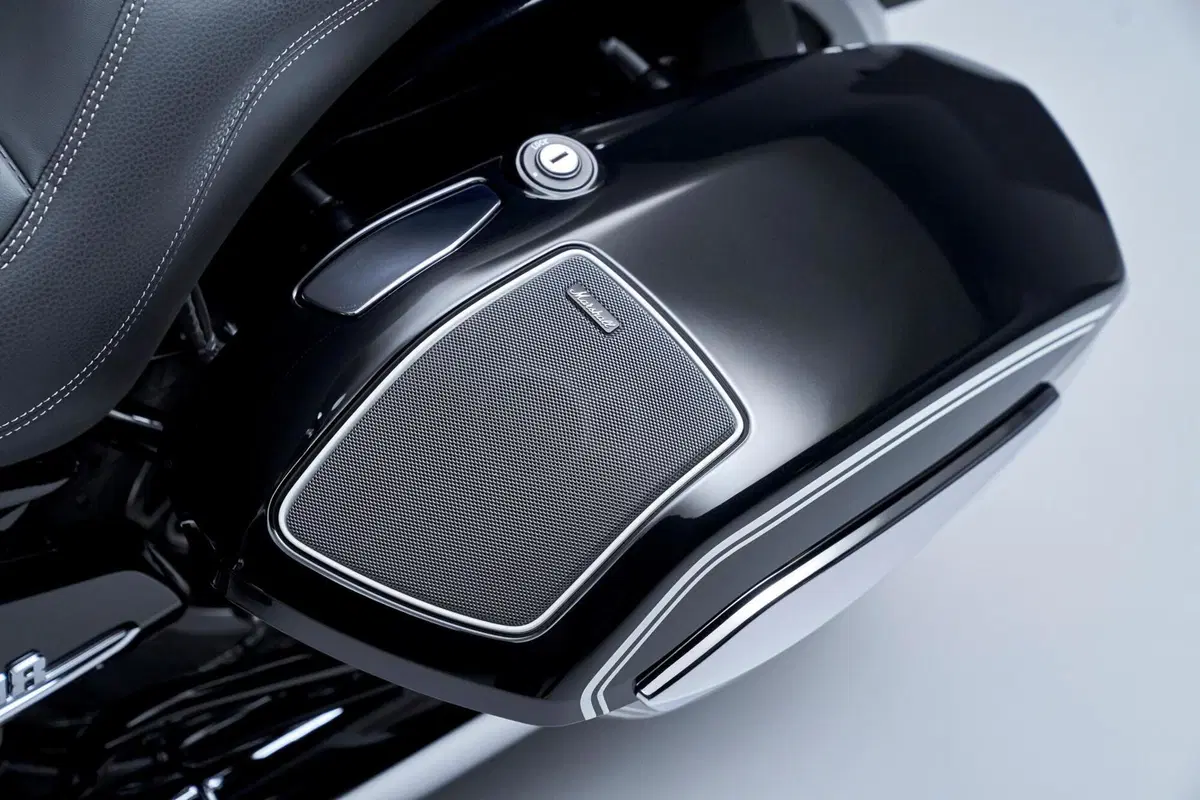 Nuove BMW R 18 Transcontinental e R 18 B. La famiglia "Big Boxer" si amplia (4)