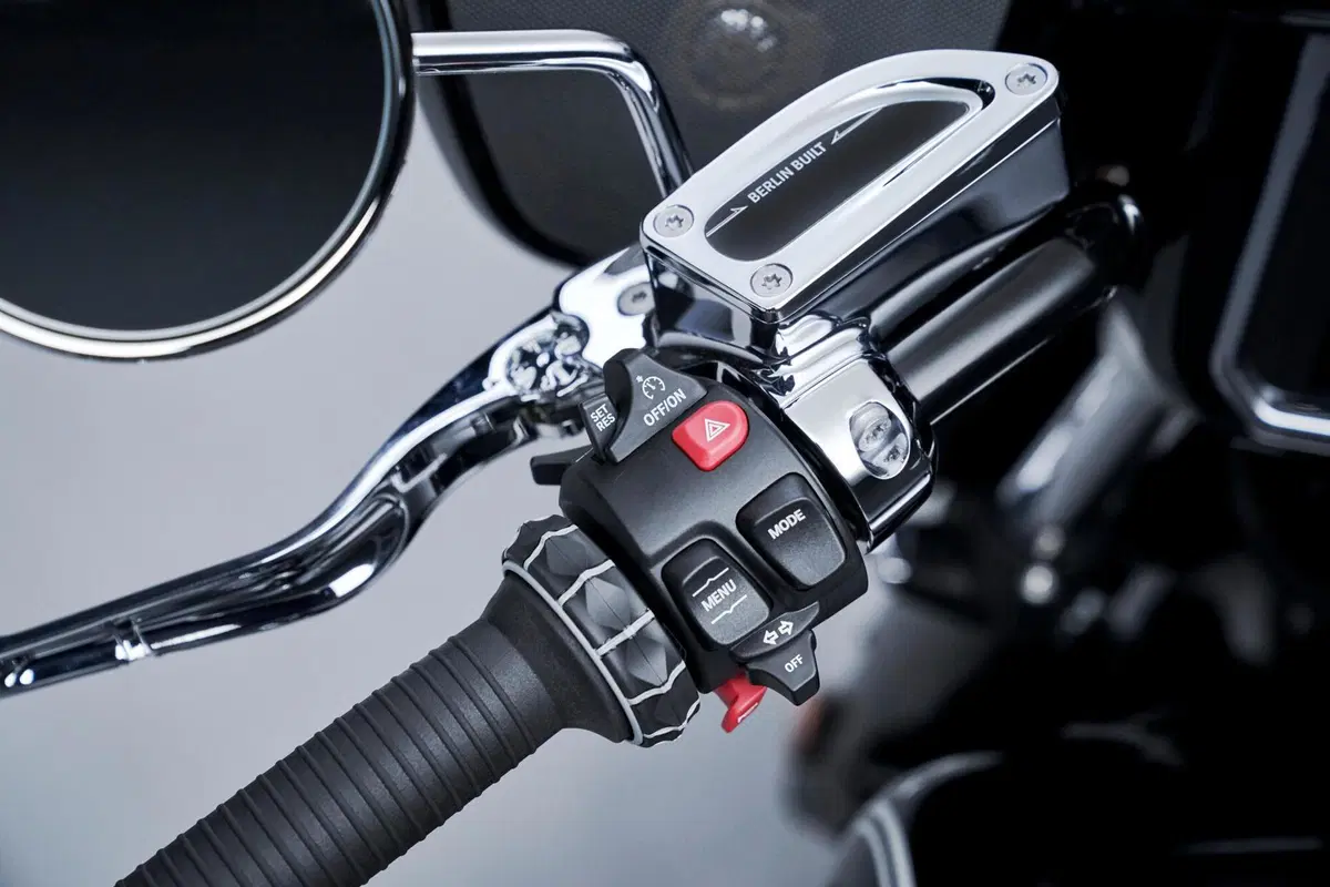 Nuove BMW R 18 Transcontinental e R 18 B. La famiglia "Big Boxer" si amplia (7)