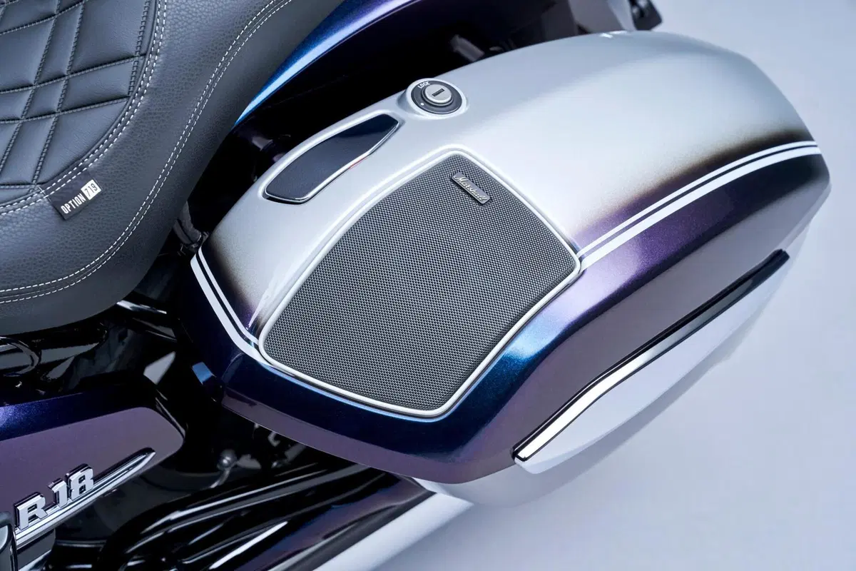 Nuove BMW R 18 Transcontinental e R 18 B. La famiglia "Big Boxer" si amplia (15)