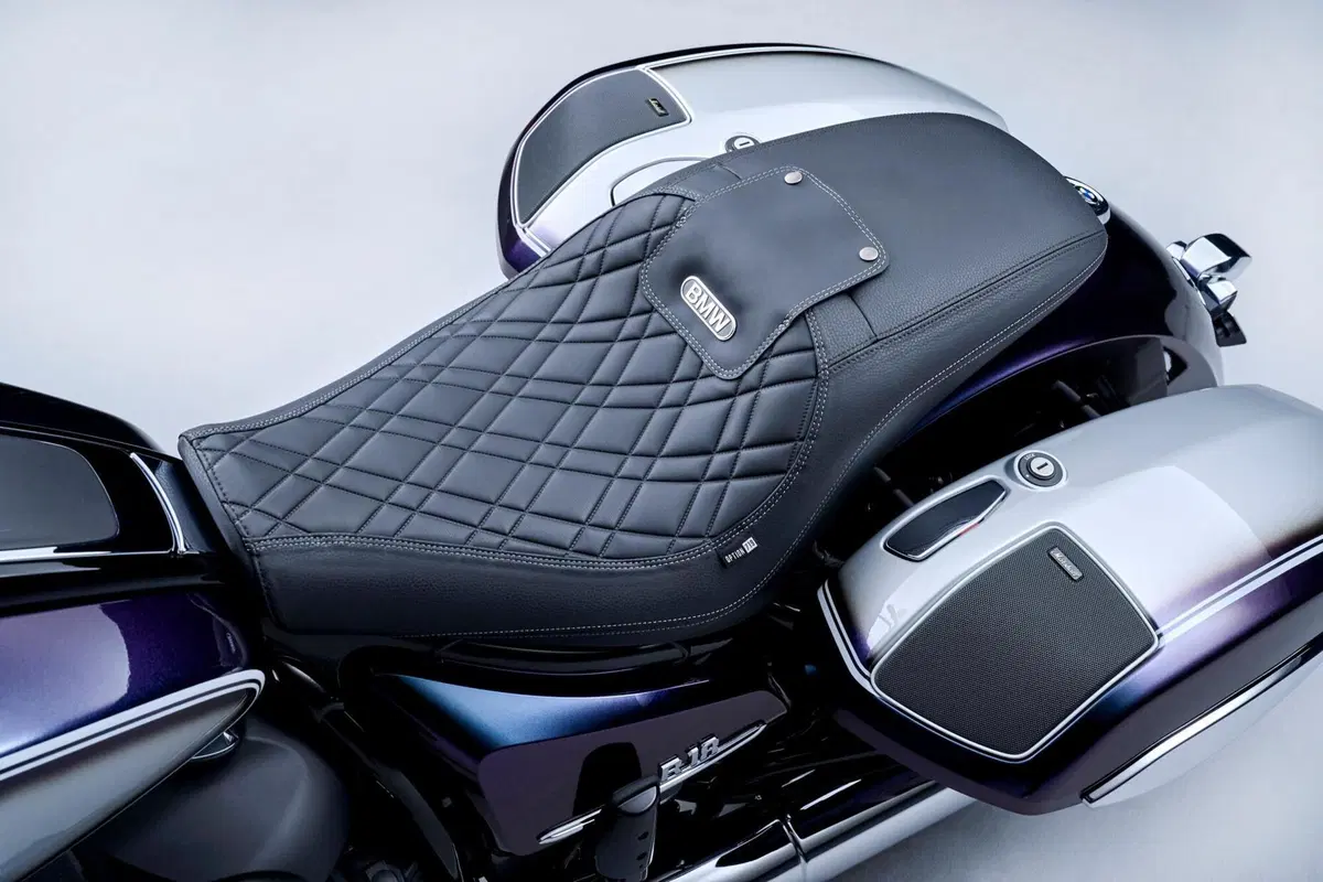 Nuove BMW R 18 Transcontinental e R 18 B. La famiglia "Big Boxer" si amplia (30)