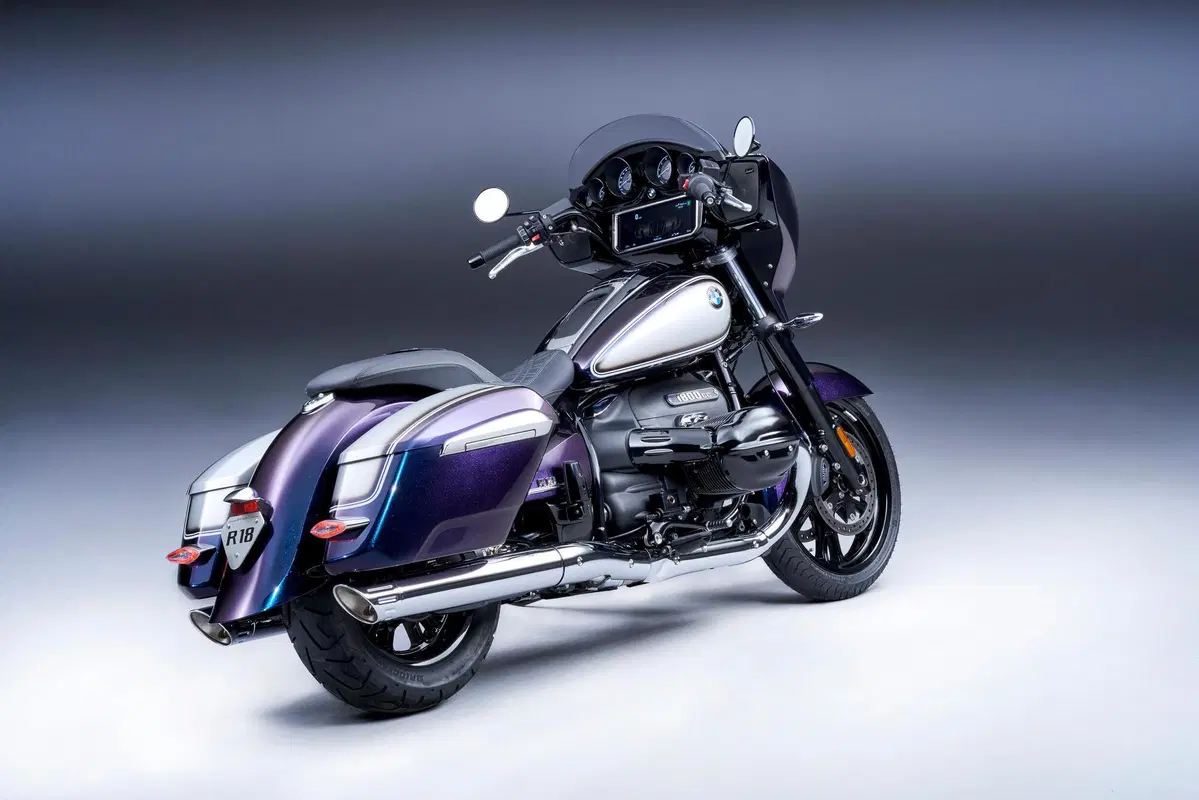 Nuove BMW R 18 Transcontinental e R 18 B. La famiglia "Big Boxer" si amplia (34)