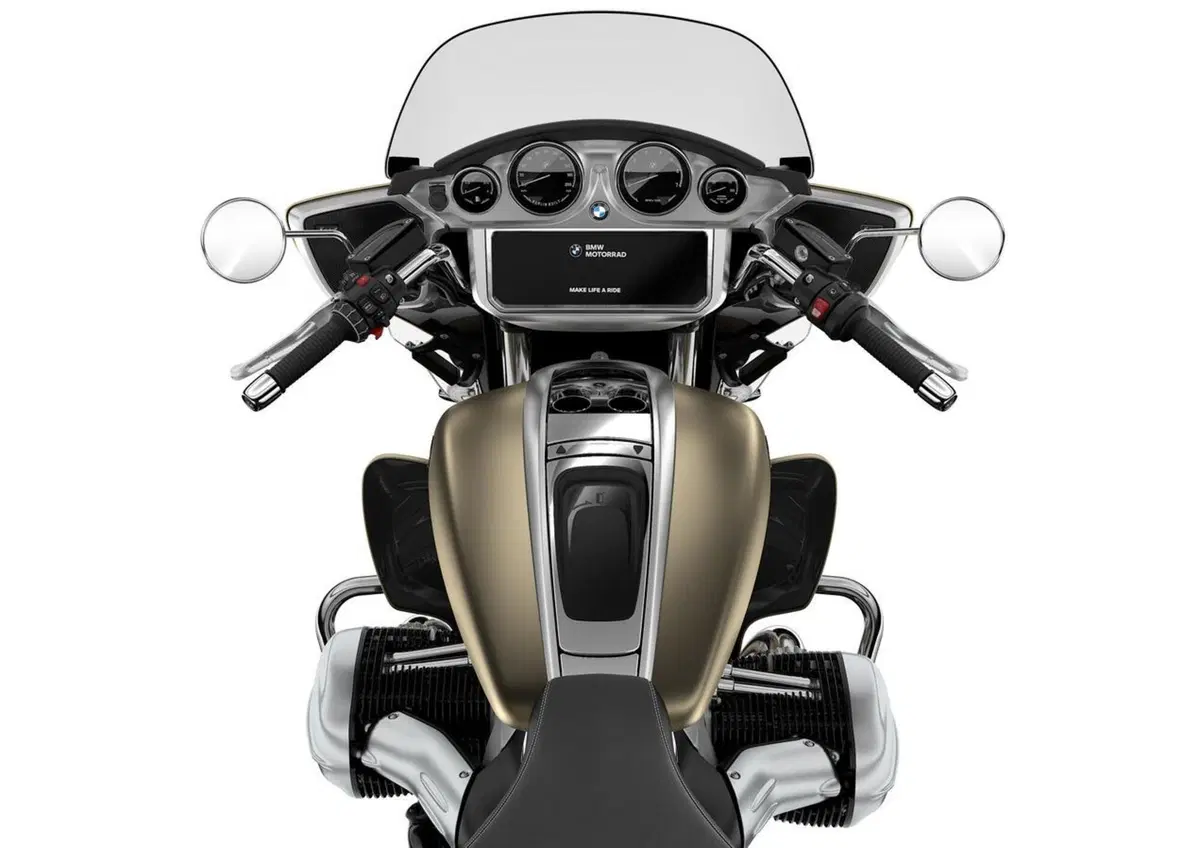 Nuove BMW R 18 Transcontinental e R 18 B. La famiglia "Big Boxer" si amplia (33)