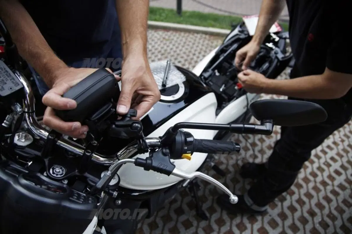 Nuovo navigatore Tom Tom Rider. A prova di moto  (3)