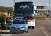 Autobus: numerosi controlli della Polizia. Molti i veicoli non a norma 