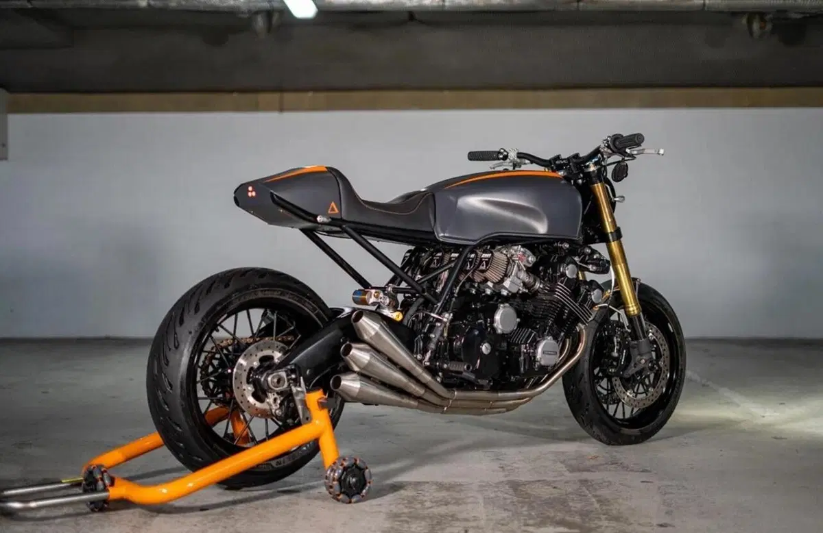 Purpose Built Moto Honda CBX 1000. Cafè Racer a sei cilindri (2)