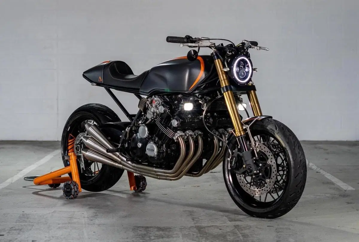 Purpose Built Moto Honda CBX 1000. Cafè Racer a sei cilindri (5)