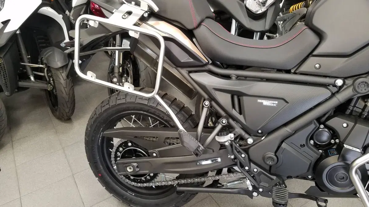 Voge Valico 650DSX (2021 - 24) (6)