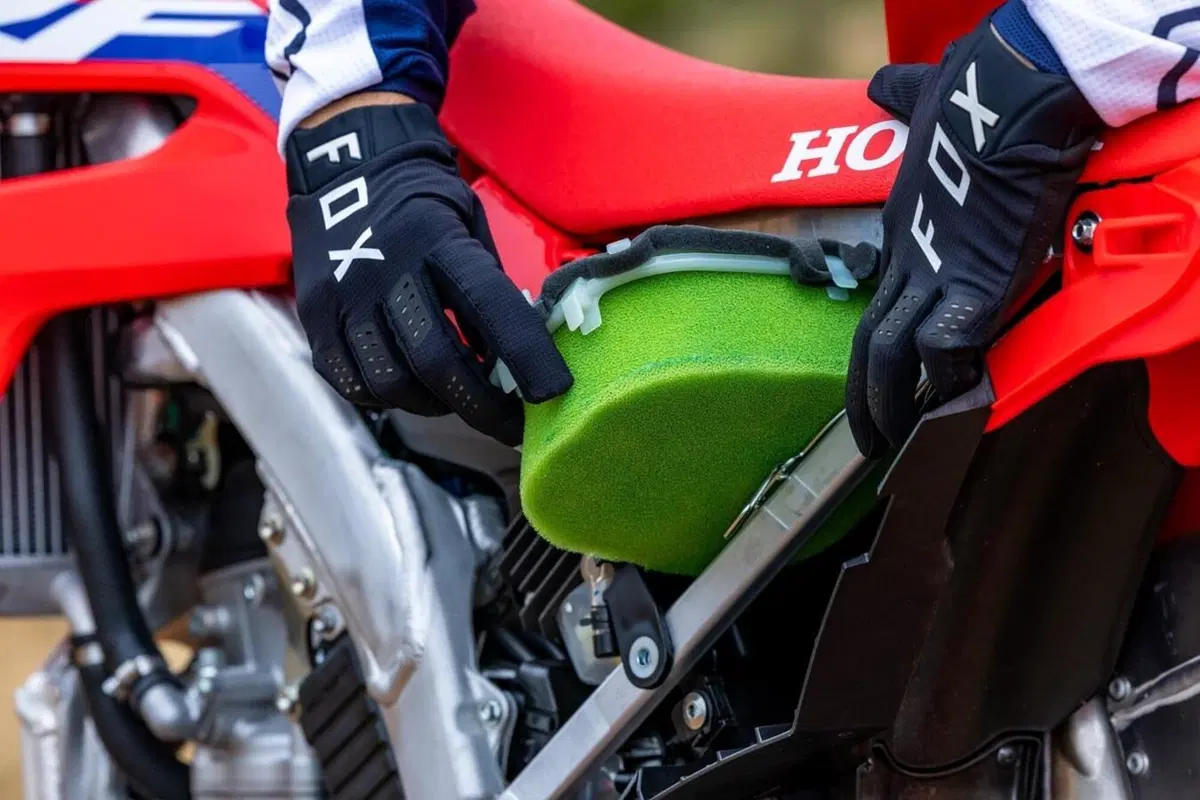 Honda CRF250R: ecco la 2022. Foto e dati (4)