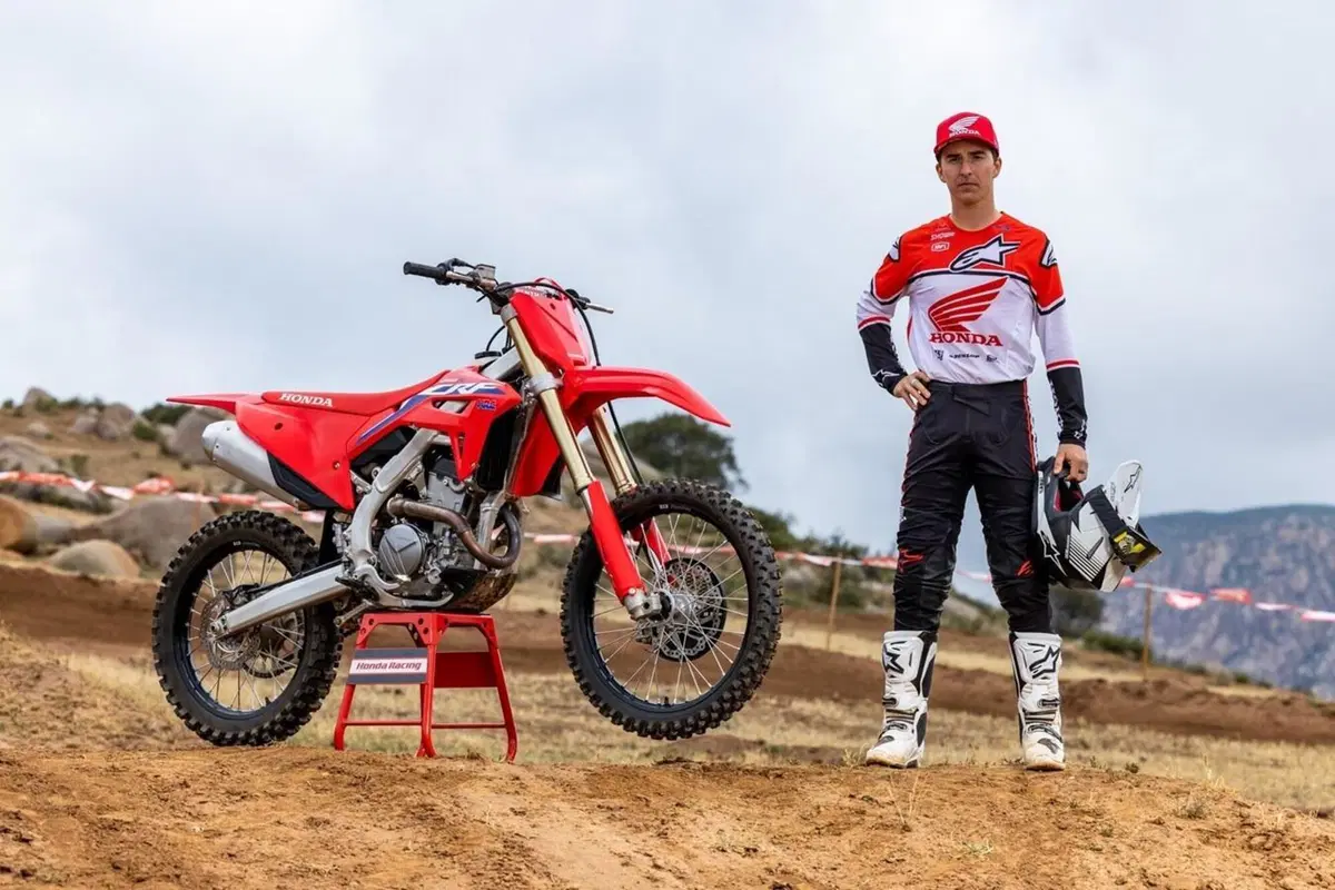 Honda CRF250R: ecco la 2022. Foto e dati (5)