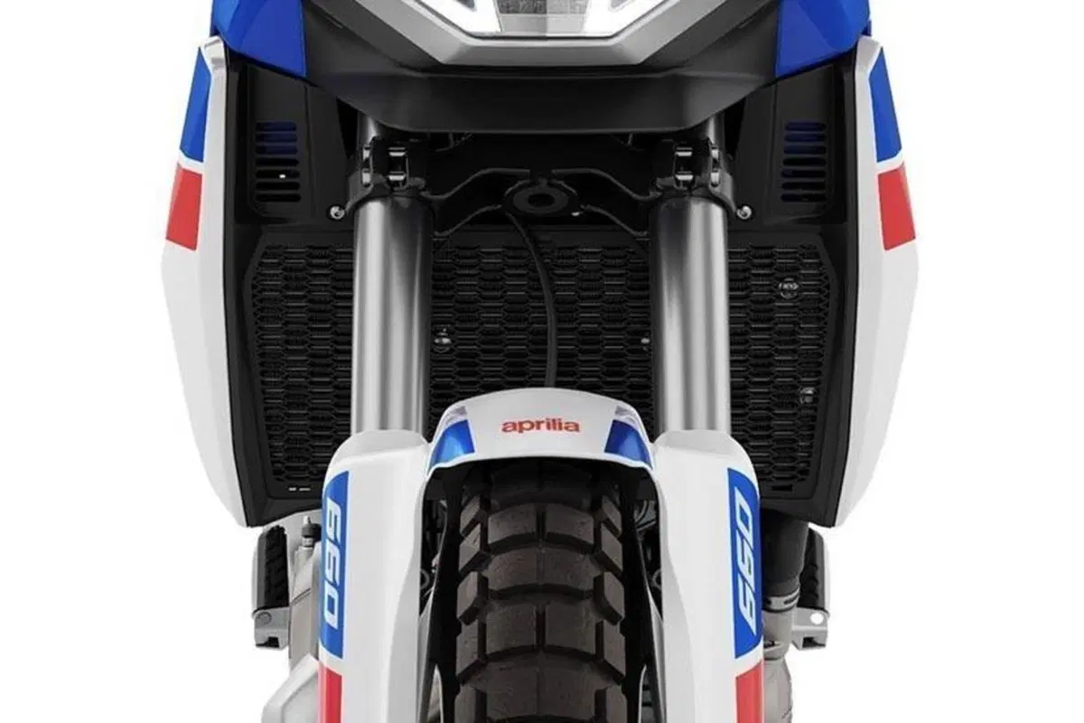 Aprilia Tuareg 660: eccola! Caratteristiche, peso e potenza della nuova moto italiana (5)