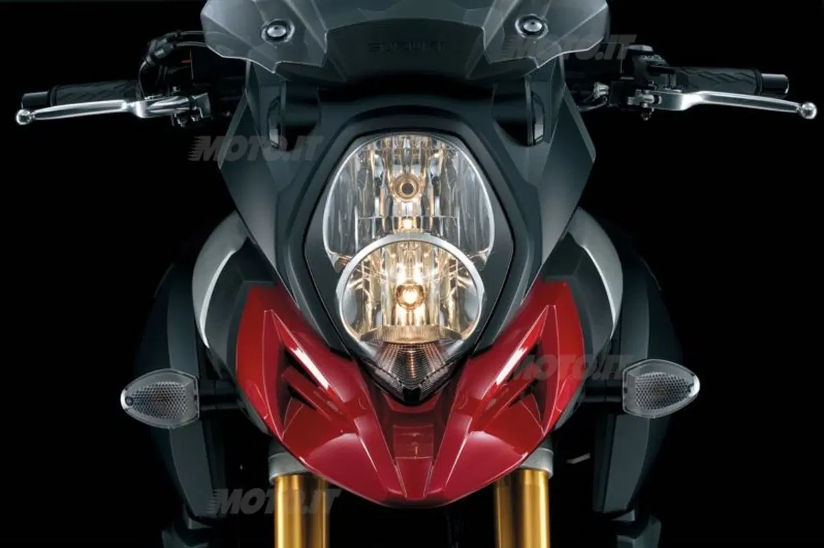 Suzuki V-Strom 1000 ABS 2014: le prime immagini su strada (7)