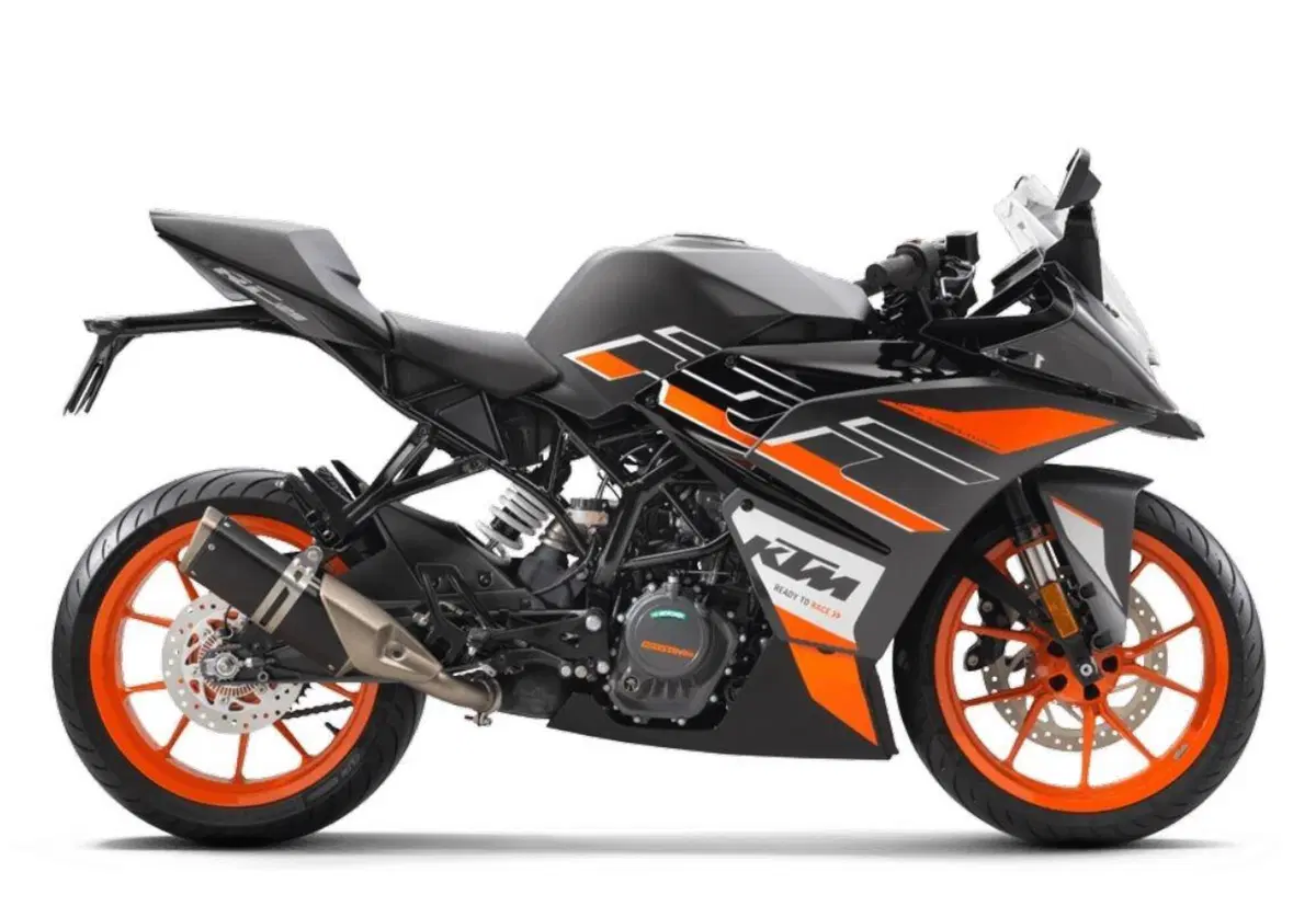 KTM RC125 2022. Le prime foto ufficiali