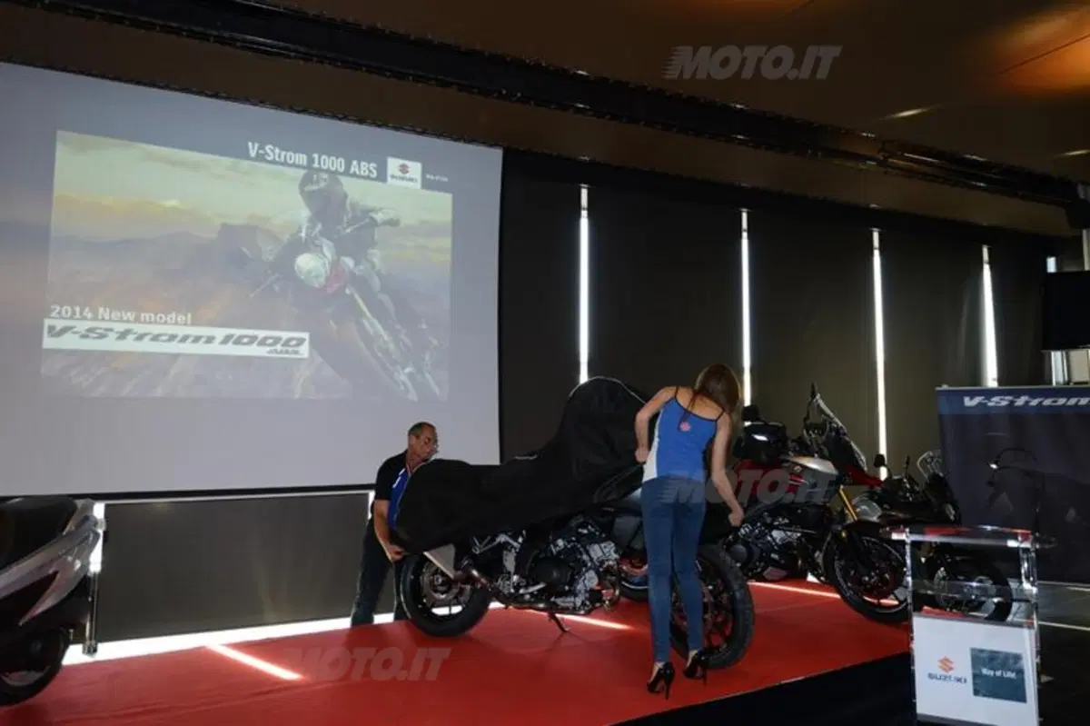 Suzuki V-Strom 1000 ABS 2014: le prime immagini su strada (20)