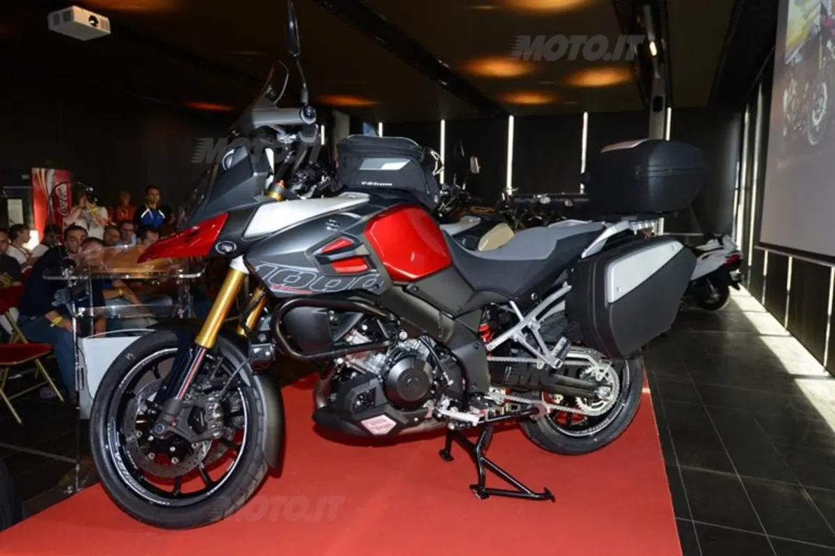 Suzuki V-Strom 1000 ABS 2014: le prime immagini su strada (29)