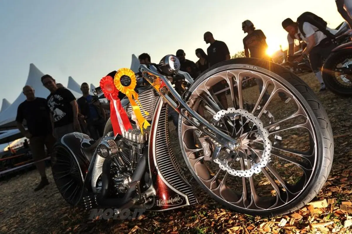 Oltre 100mila appassionati al 16° European Bike Week (7)