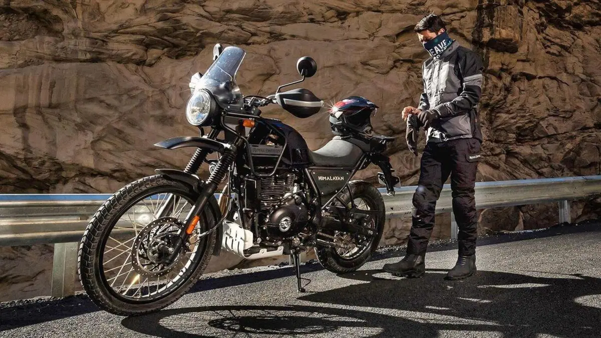 Royal Enfield Himalayan 2021. Ecco come cambia (23)