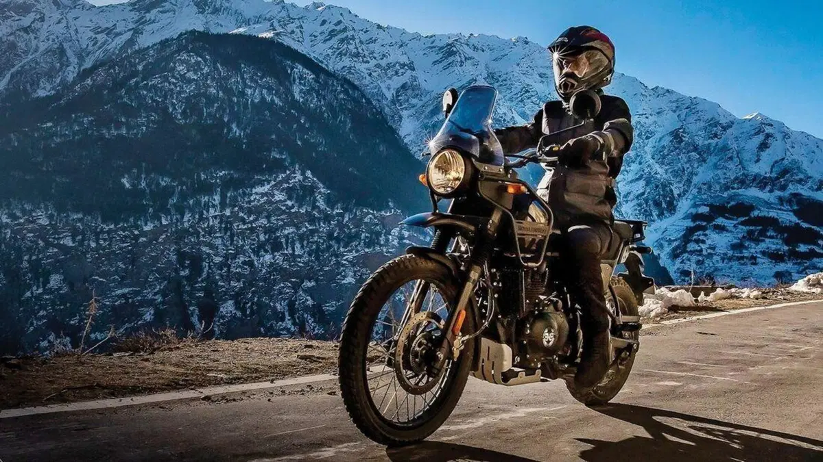 Royal Enfield Himalayan 2021. Ecco come cambia (25)