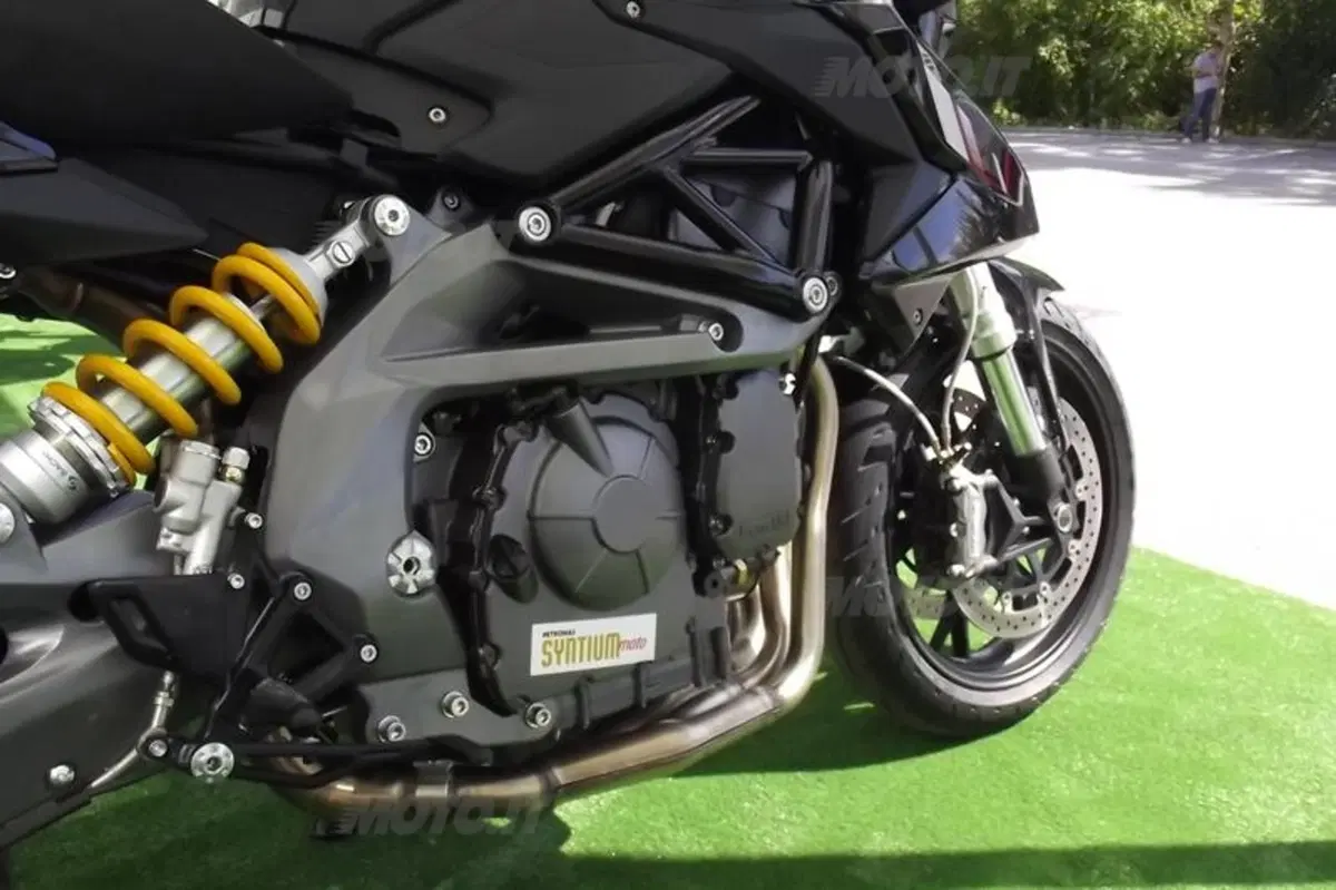 Benelli BN 600R   (13)