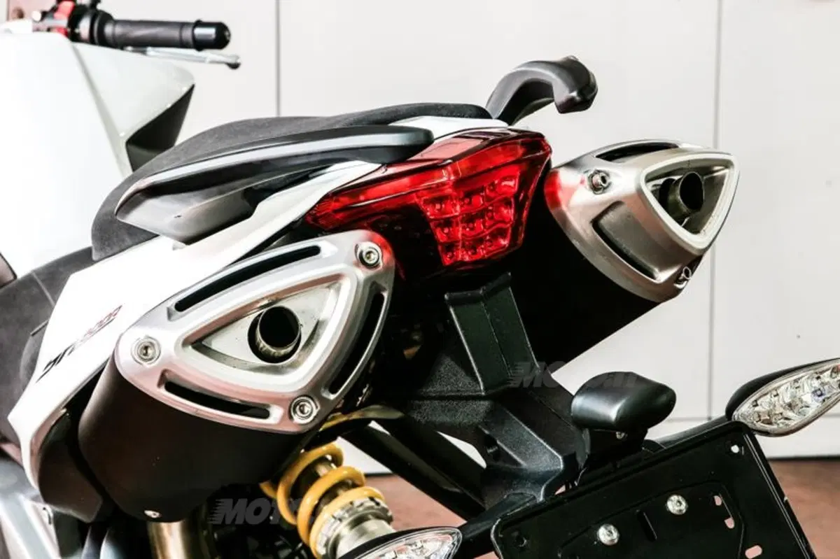 Benelli BN 600R   (14)