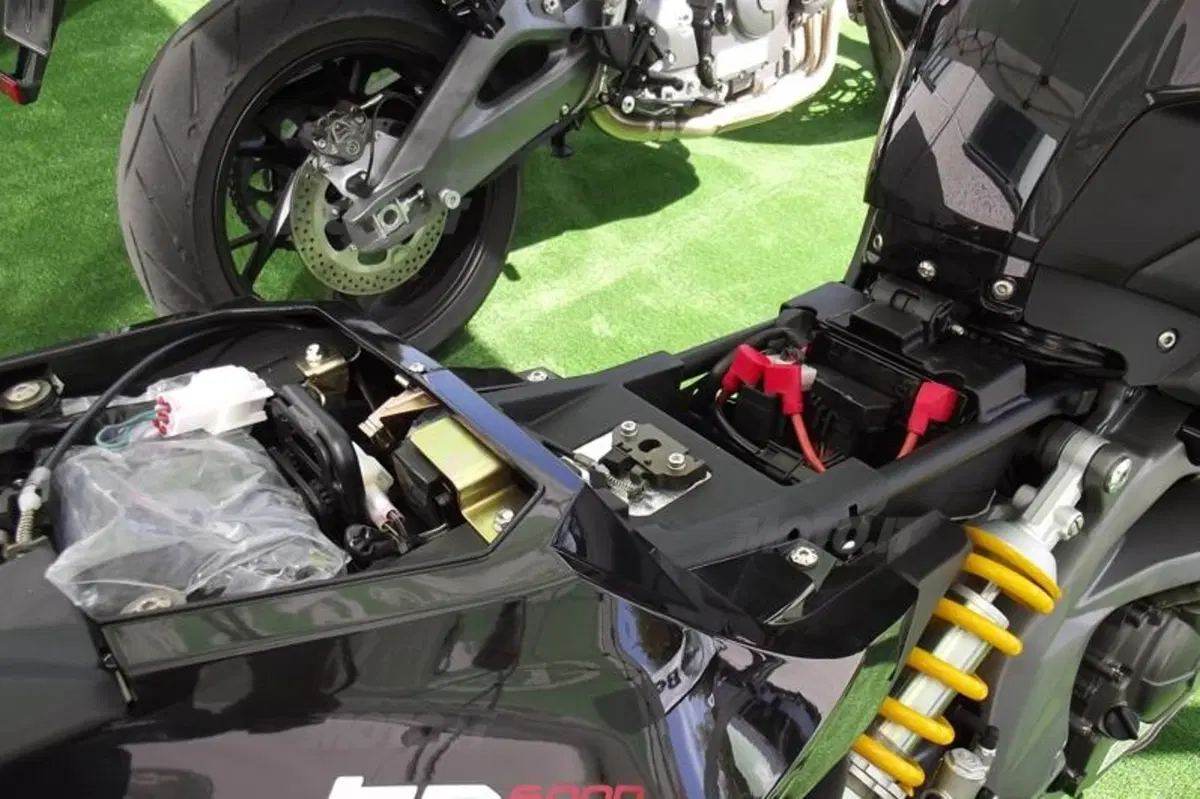 Benelli BN 600R   (15)
