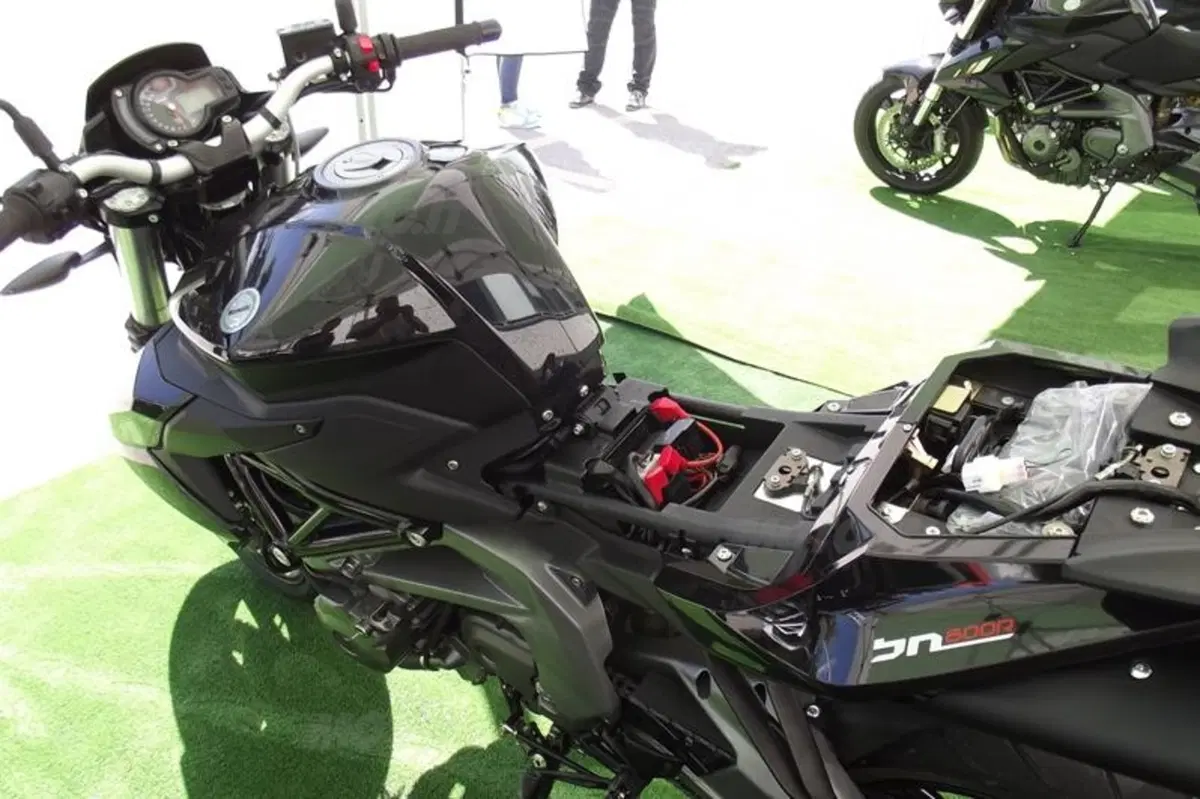 Benelli BN 600R   (16)