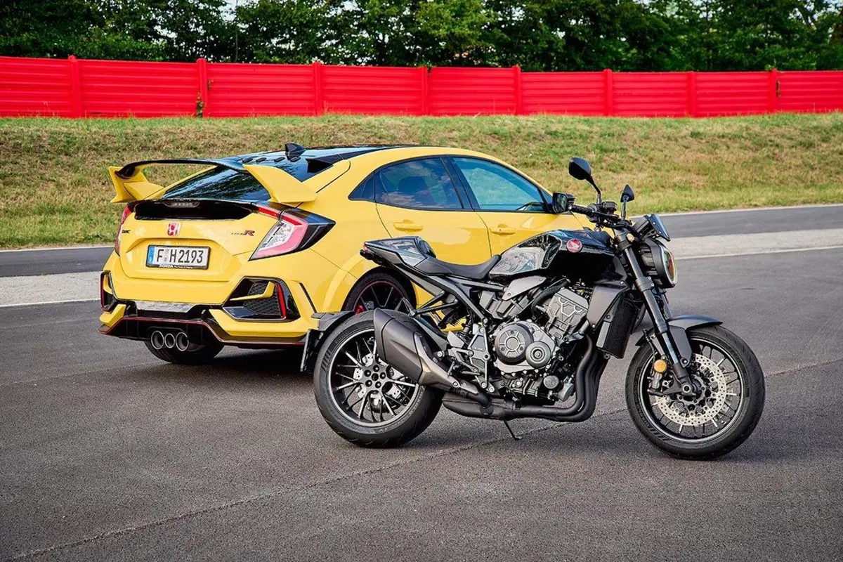 Honda, versioni speciali insieme a Imola [VIDEO] (2)