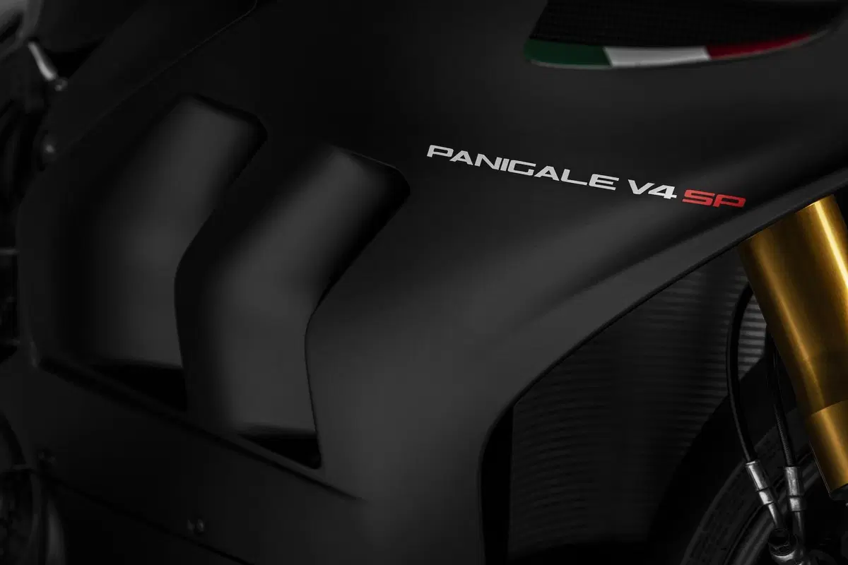 Ducati Panigale V4SP TEST: Il meglio dei tre mondi (5)