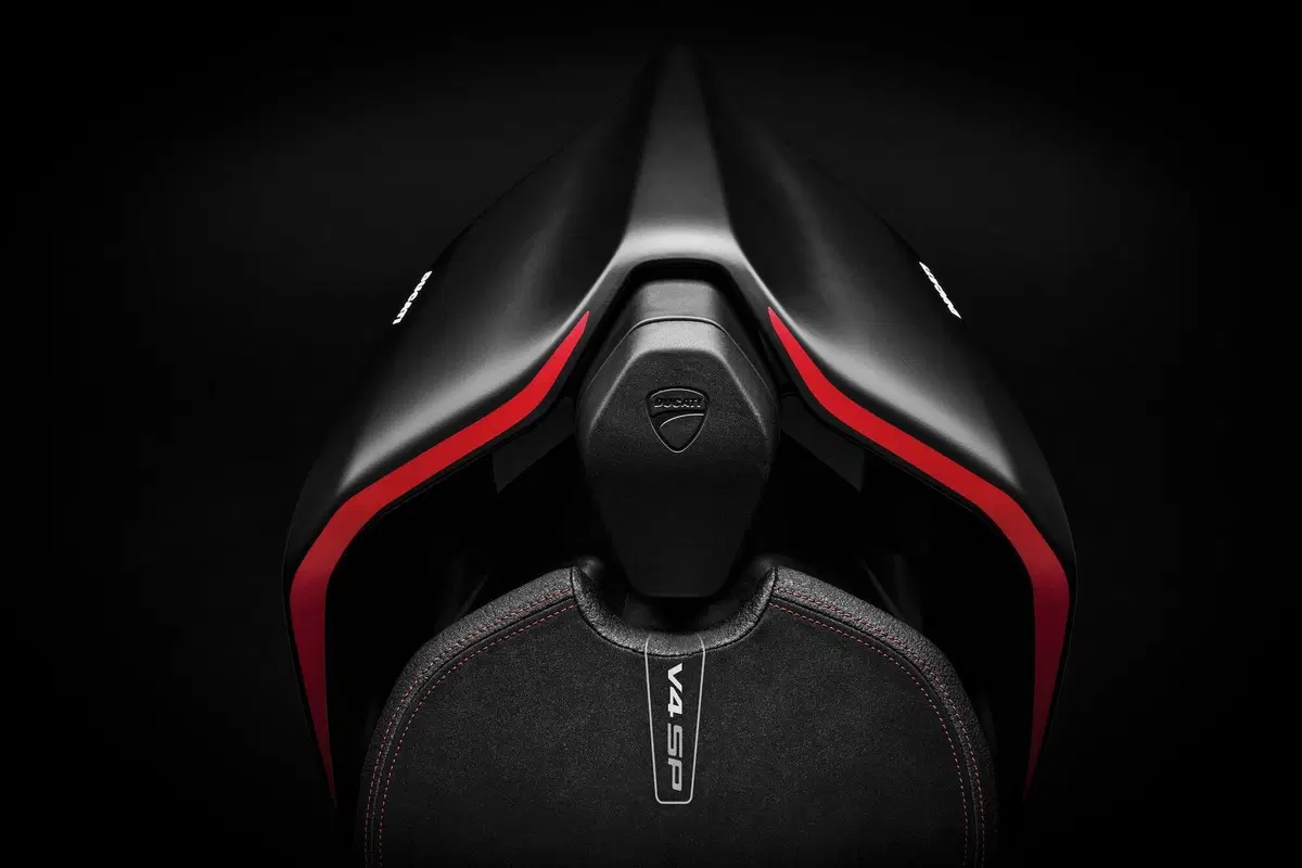 Ducati Panigale V4SP TEST: Il meglio dei tre mondi (14)