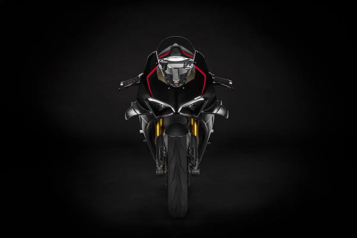 Ducati Panigale V4SP TEST: Il meglio dei tre mondi (8)