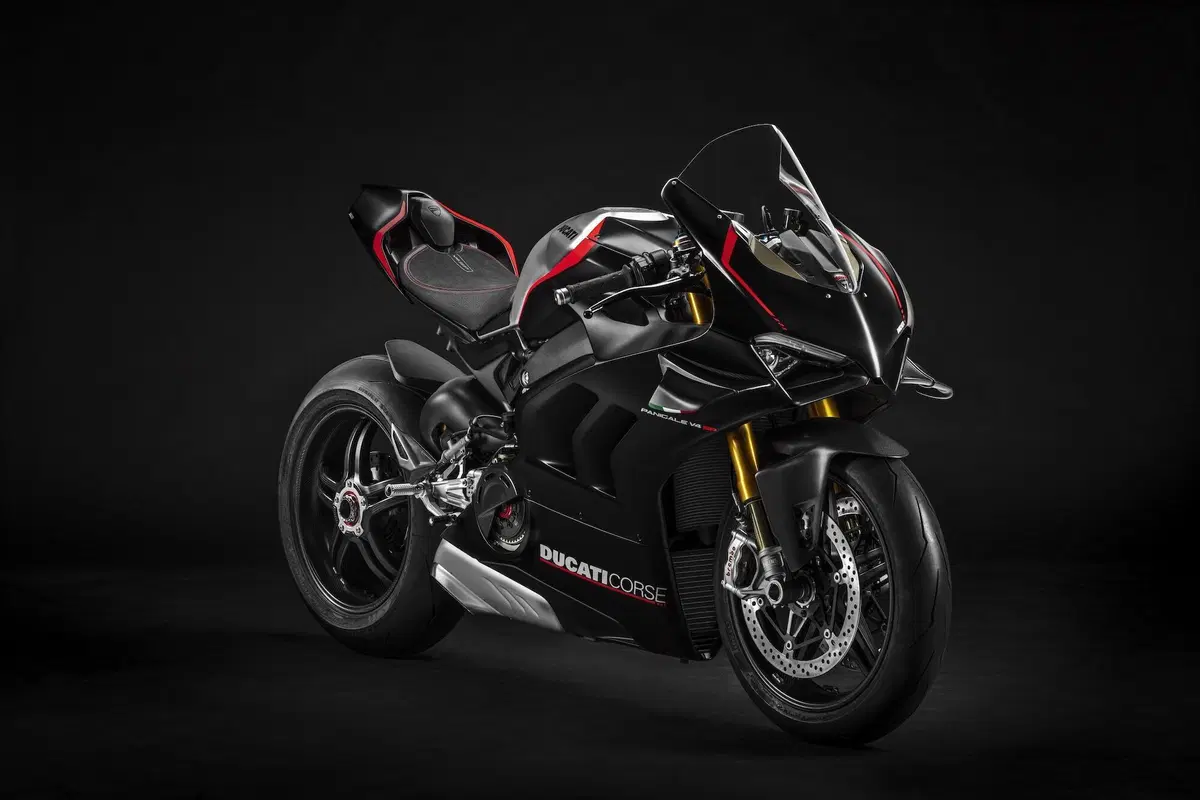 Ducati Panigale V4SP TEST: Il meglio dei tre mondi (9)
