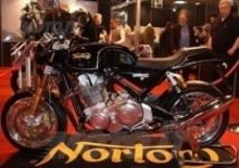 Open week-end Norton, Moto Morini e Peugeot 