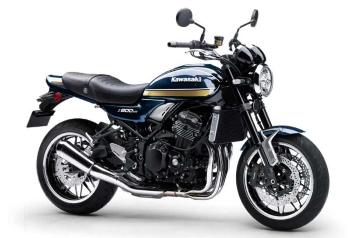 Kawasaki Z900RS m.y. 2022. Conferme e nuovi colori