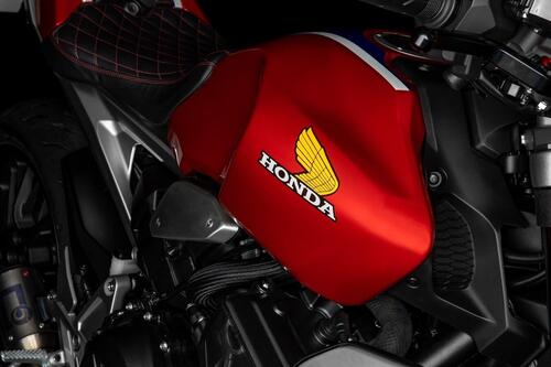 Honda CB1000 “5Four”. Svelata la serie speciale inglese (2)