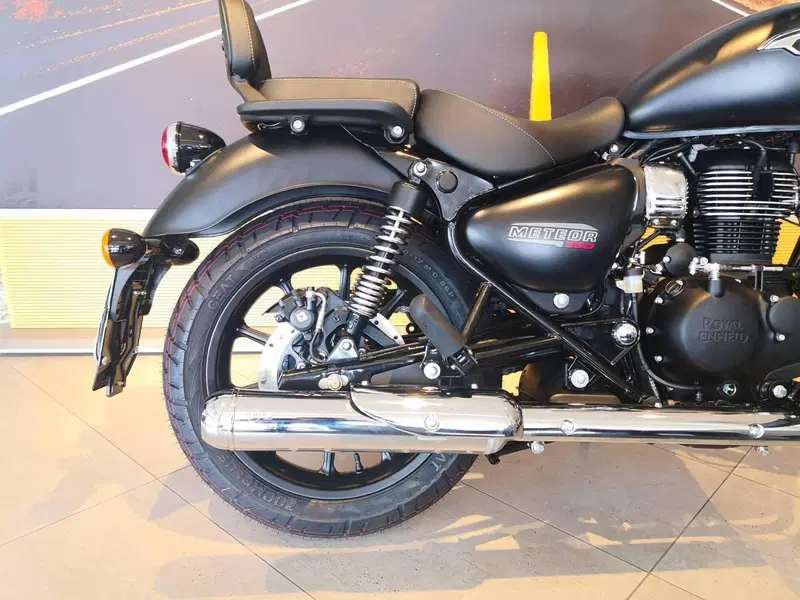 Royal Enfield Meteor 350 (2021 - 26) (7)