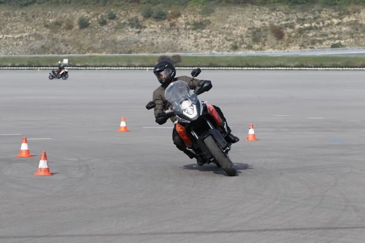 KTM 1190 Adventure con Bosch MSC, la nostra prova su strada (12)