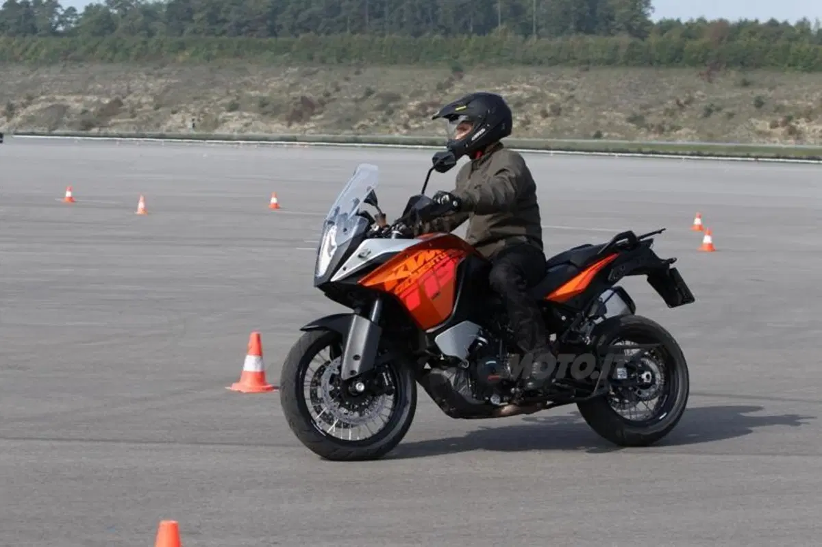 KTM 1190 Adventure con Bosch MSC, la nostra prova su strada (18)