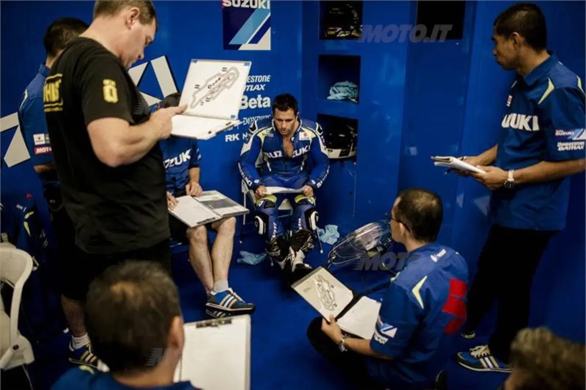 Si concludono al Mugello i test 2013 del team Suzuki MotoGP (5)