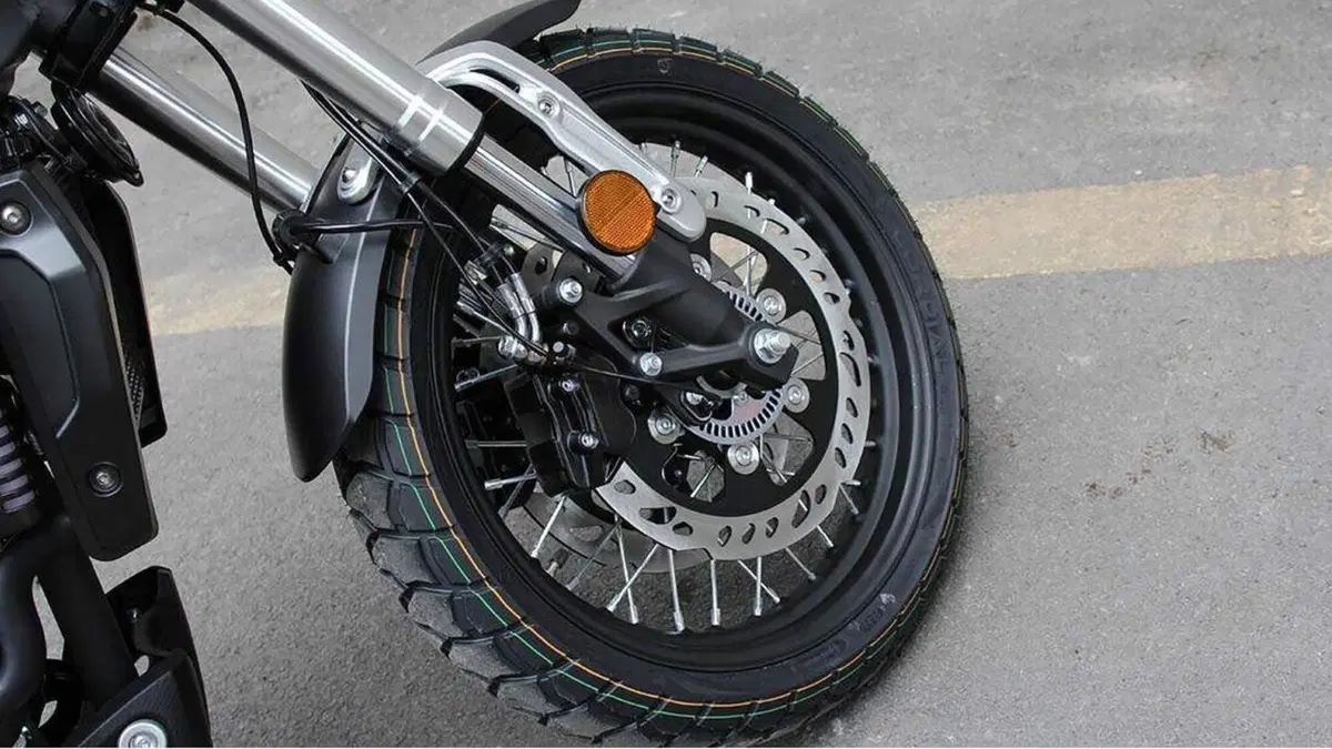 VOGE 300 ACX: ecco la nuova Scrambler (11)