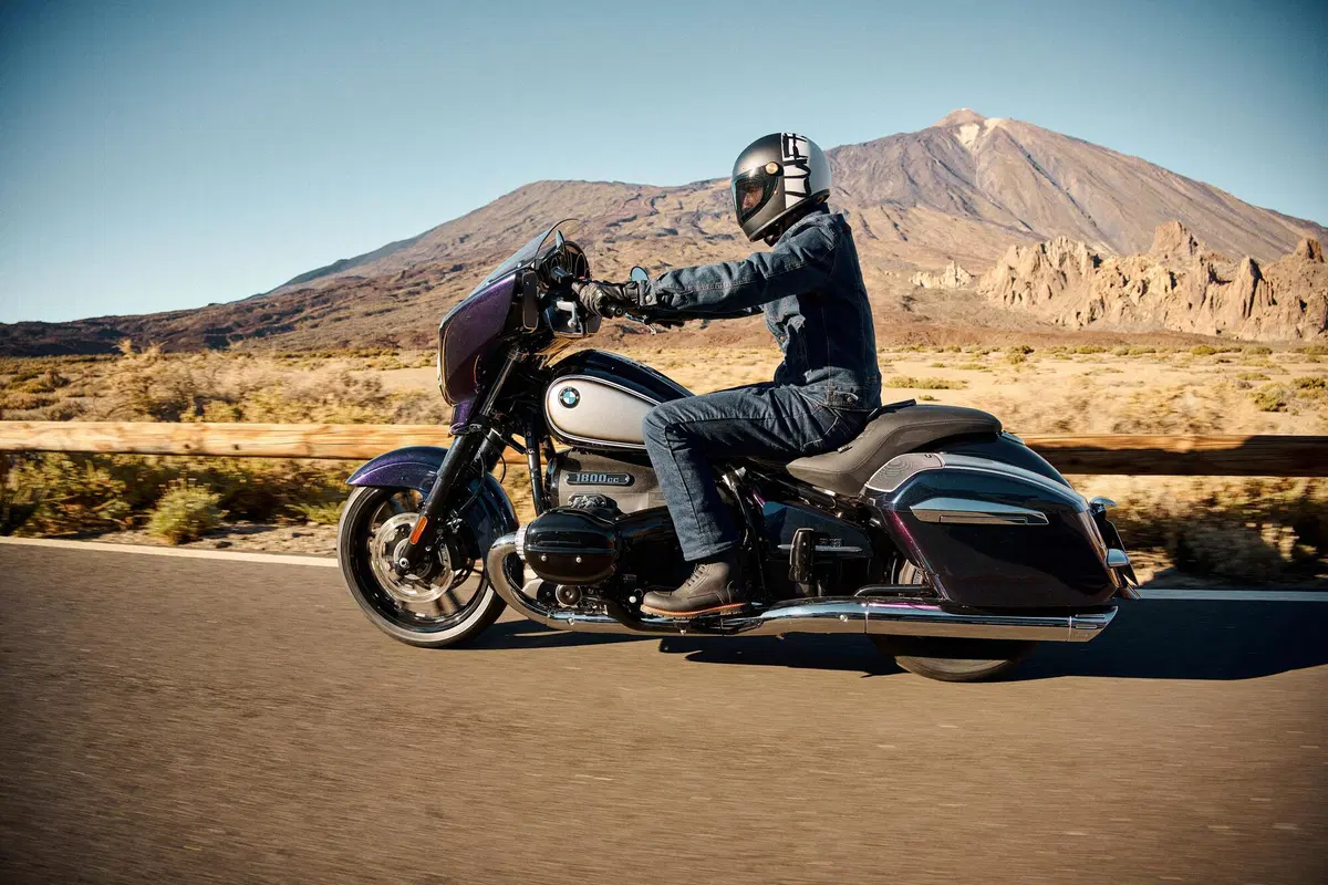 Nuove BMW R 18 Transcontinental e R 18 B. La famiglia "Big Boxer" si amplia (11)