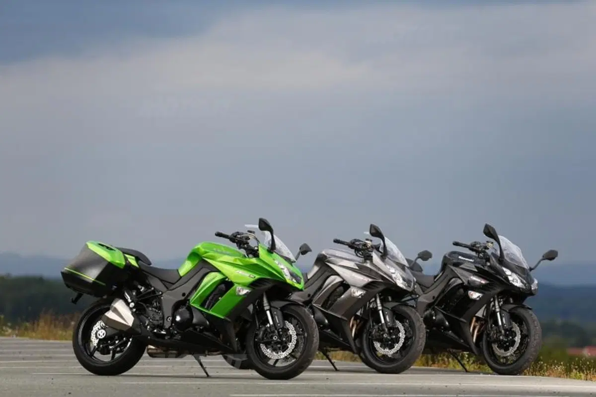 Kawasaki Z1000SX ABS (20)