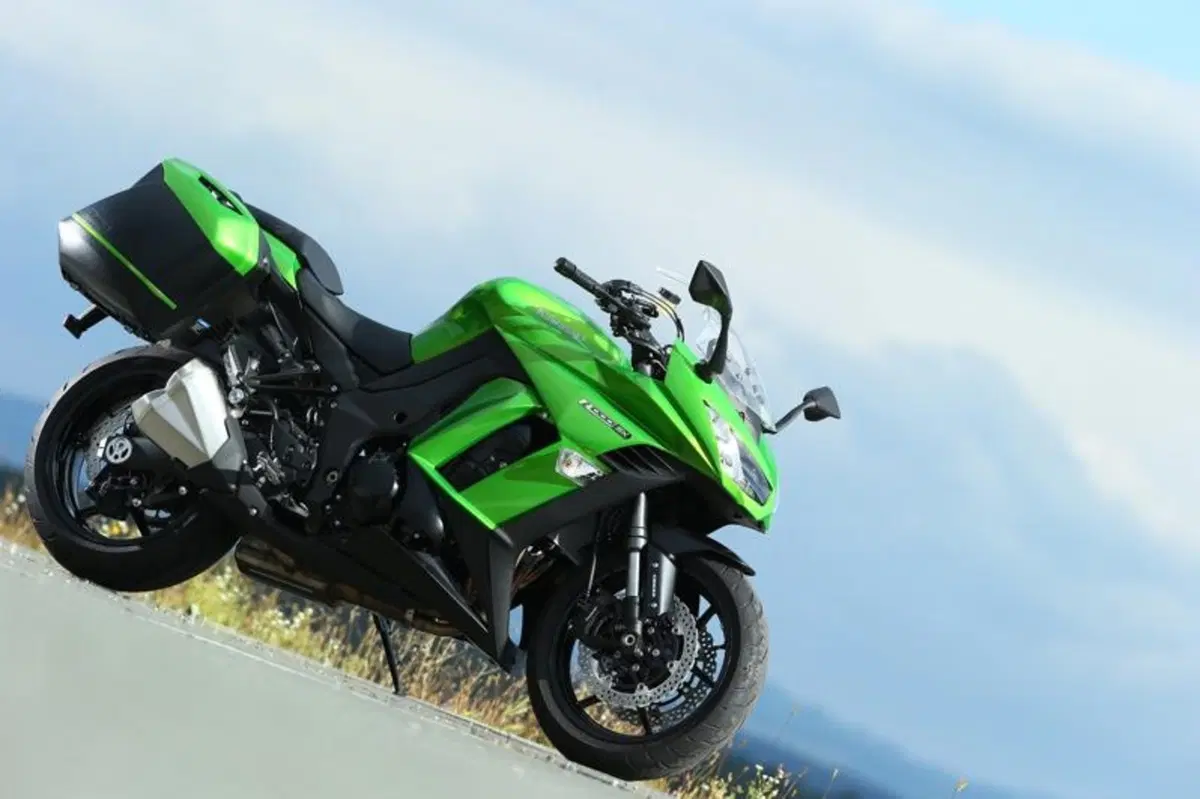 Kawasaki Z1000SX ABS (21)