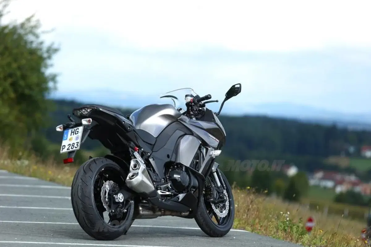Kawasaki Z1000SX ABS (26)