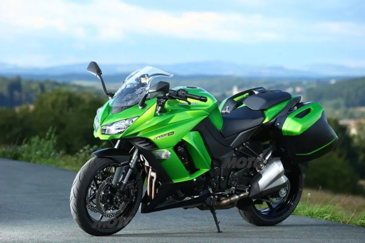 Kawasaki Z1000SX ABS (28)