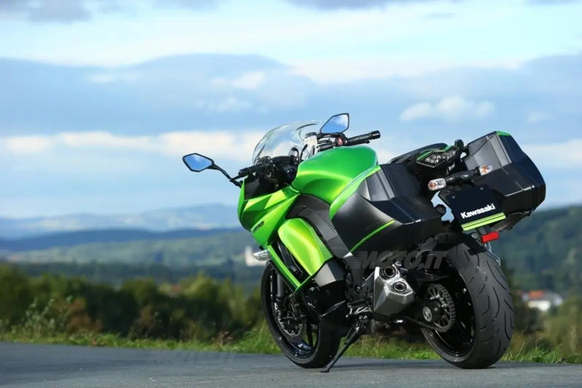 Kawasaki Z1000SX ABS (30)
