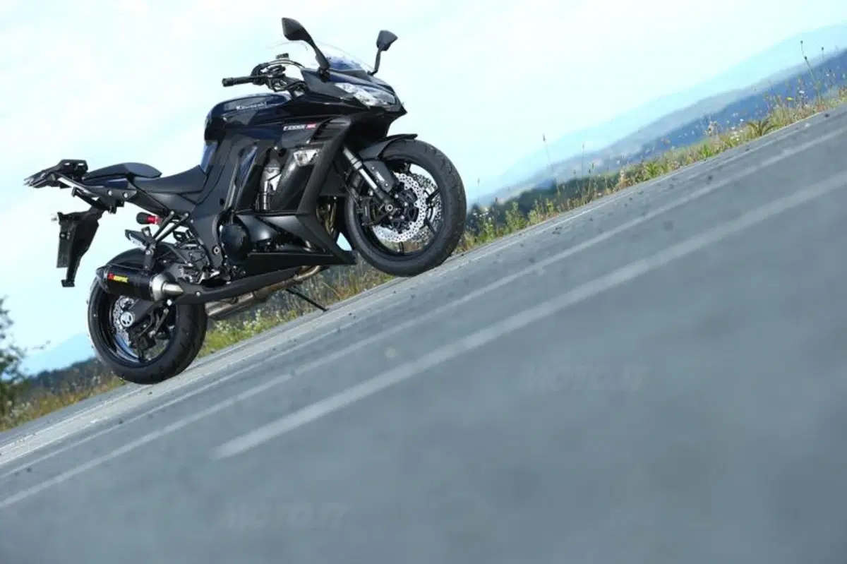 Kawasaki Z1000SX ABS (47)