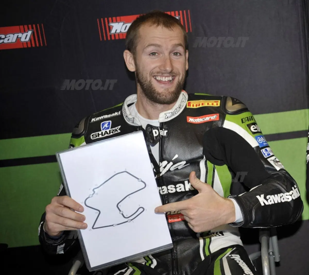 Melandri è il più veloce del venerdì a Laguna Seca (3)