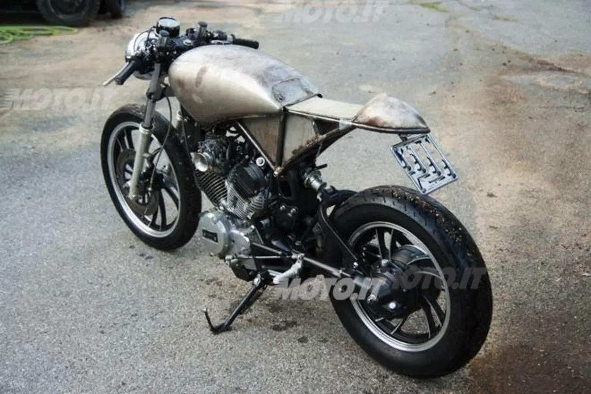 Le Strane di Moto.it: Yamaha Virago 535 Café Racer (4)