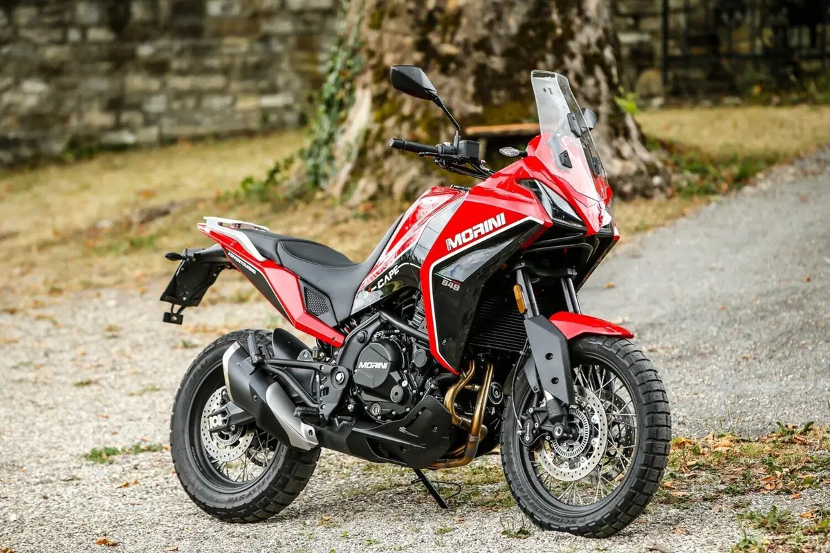 Test esclusivo! Abbiamo provato la Moto Morini X-CAPE 650. Ecco i pro e i contro