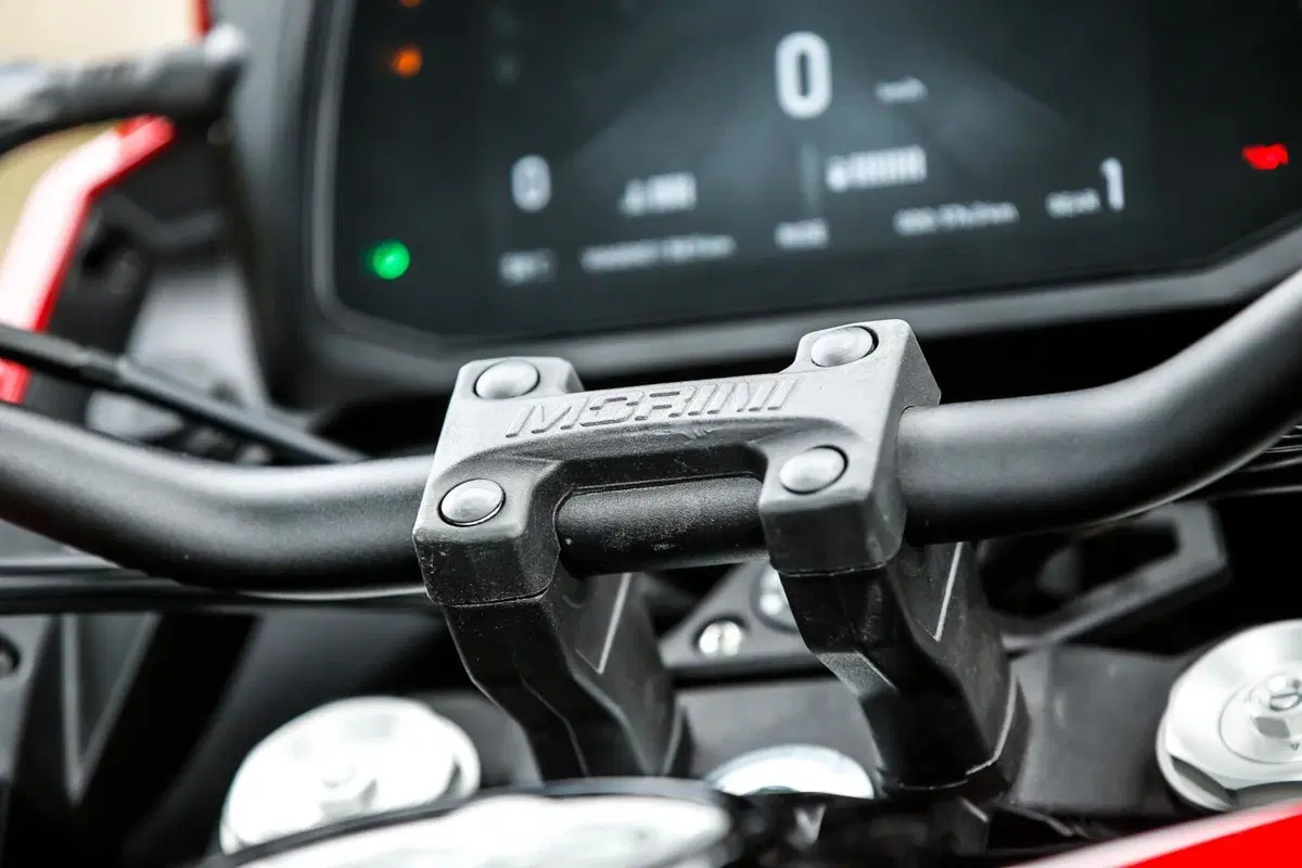 Test esclusivo! Abbiamo provato la Moto Morini X-CAPE 650. Ecco i pro e i contro (11)