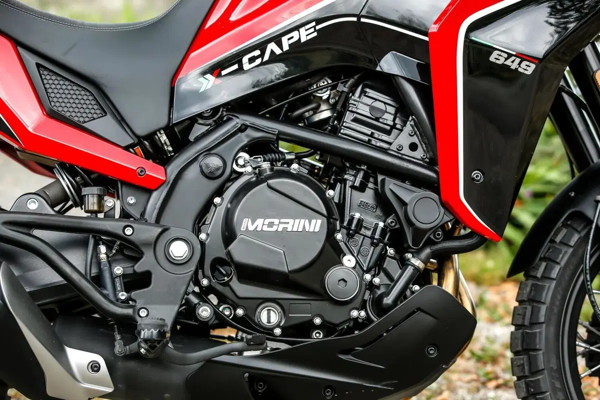 Test esclusivo! Abbiamo provato la Moto Morini X-CAPE 650. Ecco i pro e i contro (27)